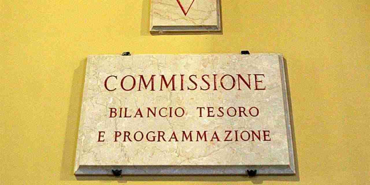 Manovra, il governo presenta il quinto emendamento: Opzione donna resta, sparisce la misura sul Pos