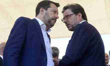 Lega: In Lombardia tre consiglieri lasciano Salvini “per abbandono totale delle tematiche nordiste”