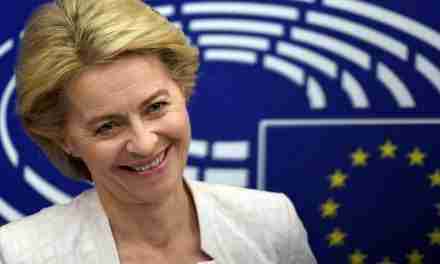  Ursula Von der Leyen, rieletta alla Commissione Europea. Fdl ha votato contro