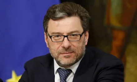 Borsa, Giorgetti annuncia un’iniziativa legislativa per semplificare le IPO