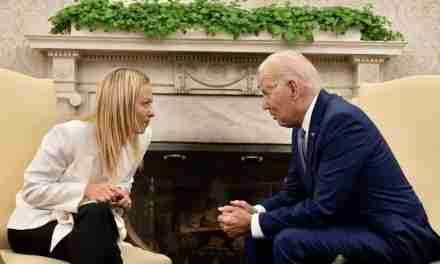 L’incontro tra Meloni e Biden alla Casa Bianca, il presidente Usa: “Siamo diventati amici”