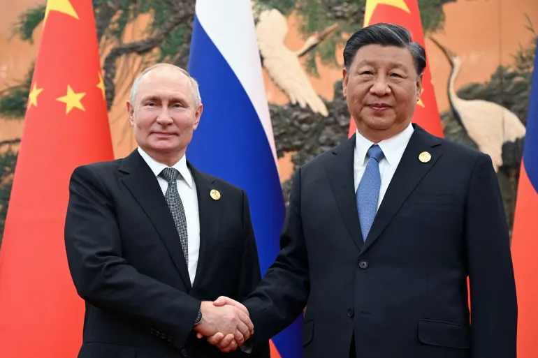 Putin a Pechino da Xi: “La fiducia reciproca continua ad approfondirsi”