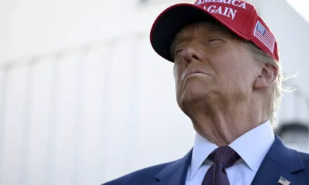 Trump: dazi al 35% per il Canada, oggi la lettera all’Ue