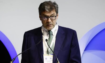 Scontro sul MES: Italia ancora ferma alla ratifica