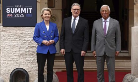 Accordo Uk-Ue, nuovo corso nei rapporti tra Londra e l’Europa dopo la Brexit