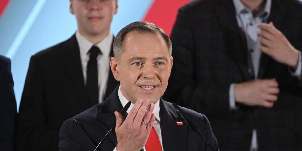 Polonia, vince a sorpresa le presidenziali Karol Nawrocki, sovranista e filorusso