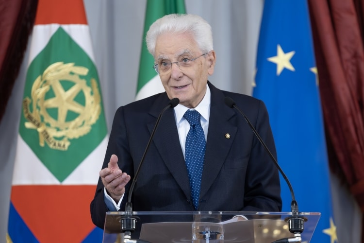 Mattarella alla Nato: “Difendiamo la libertà. La sicurezza passa anche dal fronte Sud e dall’IA”