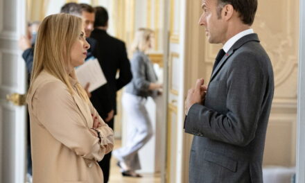 “Vertice del disgelo” oggi a Roma tra Meloni e Macron