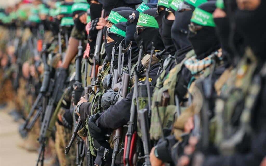 Hamas apre ai negoziati per la tregua, spiraglio diplomatico nella guerra su Gaza