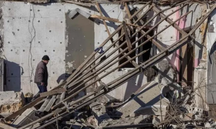 Crisi armi in Ucraina: lo stop degli USA blocca le difese di Kiev contro l’avanzata russa