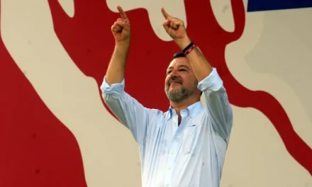 Pontida 2025: Salvini chiude la due giorni tra promesse, tensioni interne e l’ascesa di Vannacci