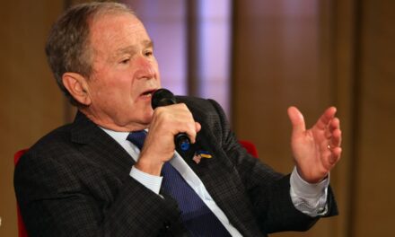 Il ritorno dei Bush nella politica repubblicana: nuove tensioni nell’era post-Maga