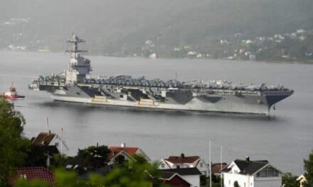 Gli USA rafforzano la pressione su Maduro: la USS Gerald R. Ford arriva in America Latina