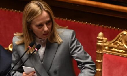 Meloni sulla sicurezza NATO e il sostegno all’Ucraina: “Serve prudenza nelle parole, aiuti garantiti entro l’anno”