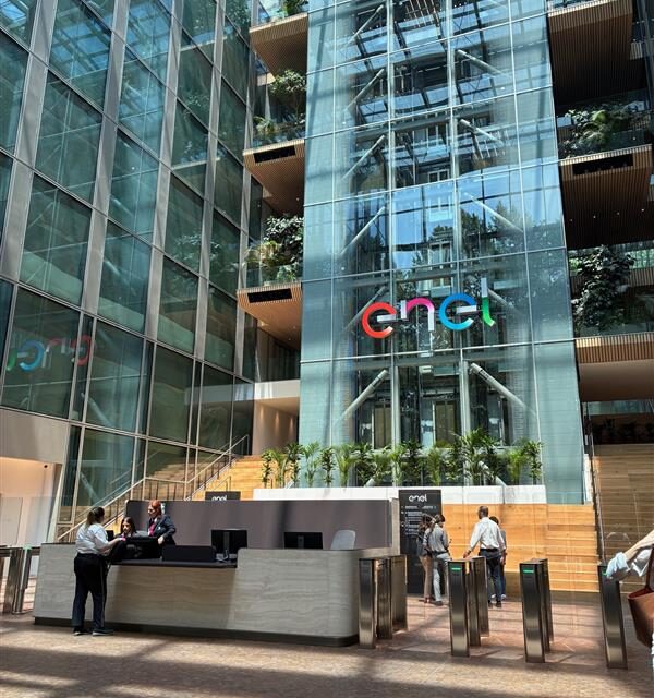 ENEL, IL GRUPPO GUIDATO DA FLAVIO CATTANEO COMPIE 63 ANNI: L’ENERGIA SOSTENIBILE PER I TEMPI CHE CAMBIANO