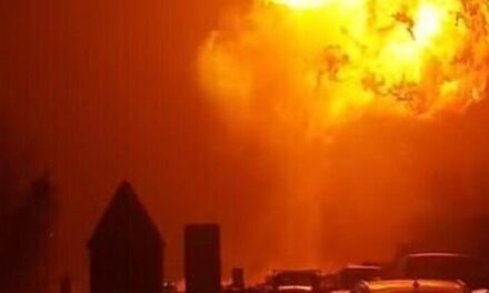 Esplosione sull’A1 a Teano Ovest: autobotte Gpl in fiamme, nessun ferito