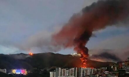 Caracas accusa Washington: cento morti dopo il blitz per catturare Maduro