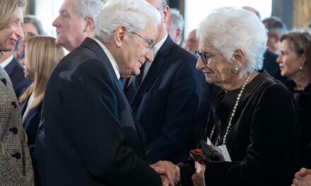 Giornata della Memoria, Mattarella e Segre al Quirinale: “L’antisemitismo si nutre ancora di menzogne”