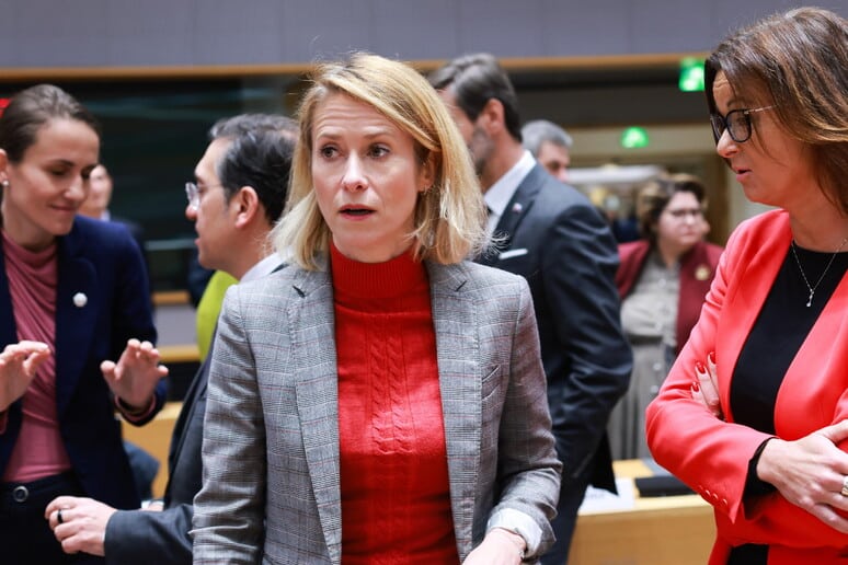 Ue contro l’Iran: Pasdaran designati terroristi, Teheran accusa l’Europa di escalation