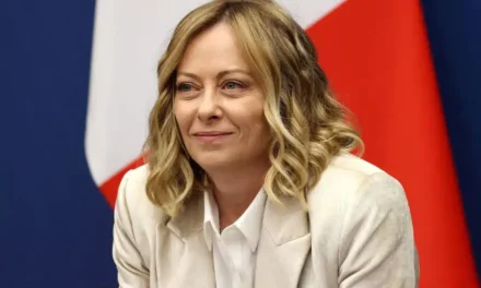 Groenlandia, Meloni valuta una missione Nato: possibile presenza italiana nel territorio danese