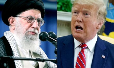 Iran, la strategia Usa per far crollare il regime: “La leadership trasferisce milioni all’estero”