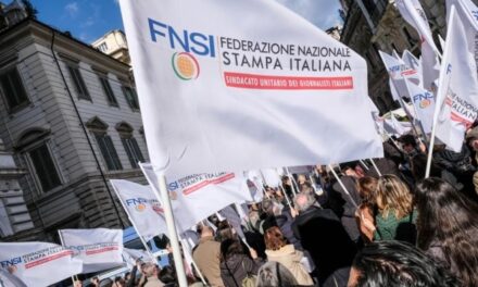 Giornalisti in sciopero per il rinnovo del contratto nazionale