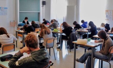 Scuola e ricerca, firmato il rinnovo del contratto 2025-2027: aumenti medi di 137 euro