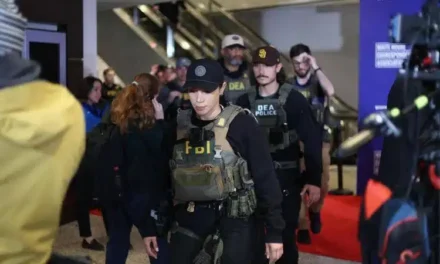Attentato al gala di Washington, il “manifesto” inviato ai genitori prima dell’azione