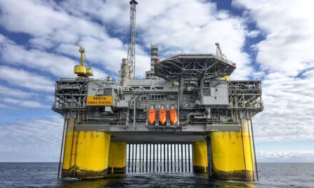 WSJ, Le major del petrolio ridisegnano la mappa globale degli investimenti