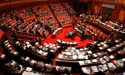 Decreto sicurezza, polemica sul bonus agli avvocati per i rimpatri volontari