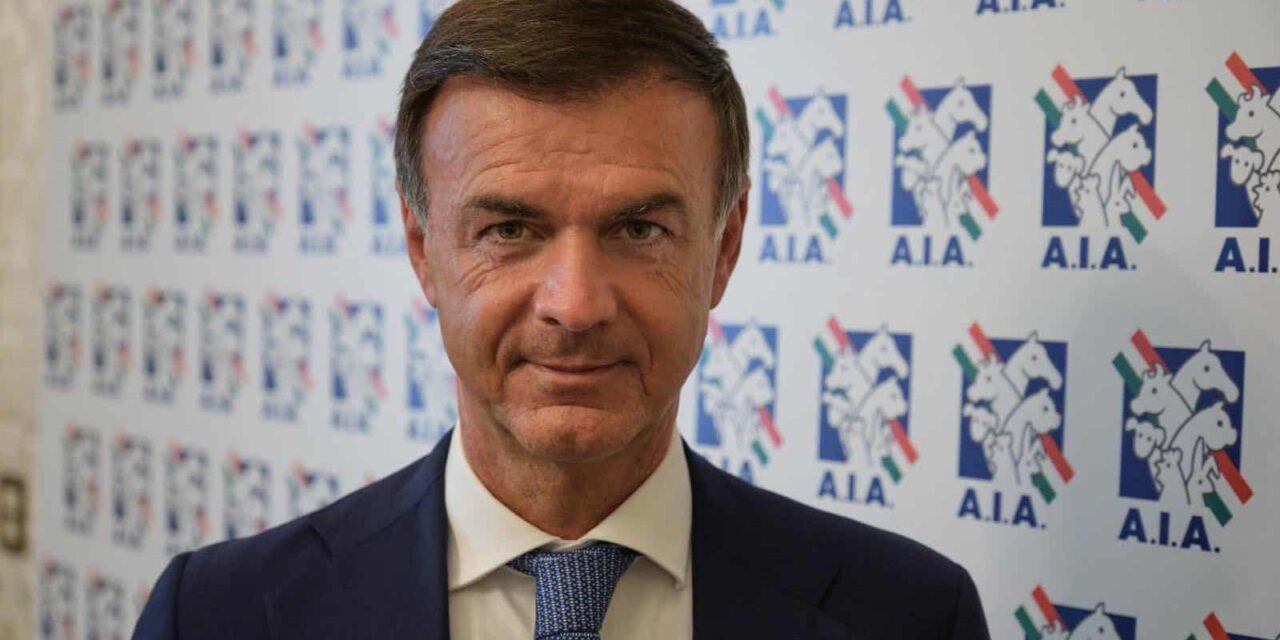 Ettore Prandini presidente Aia: il peso di Coldiretti tra politica, allevamenti e potere