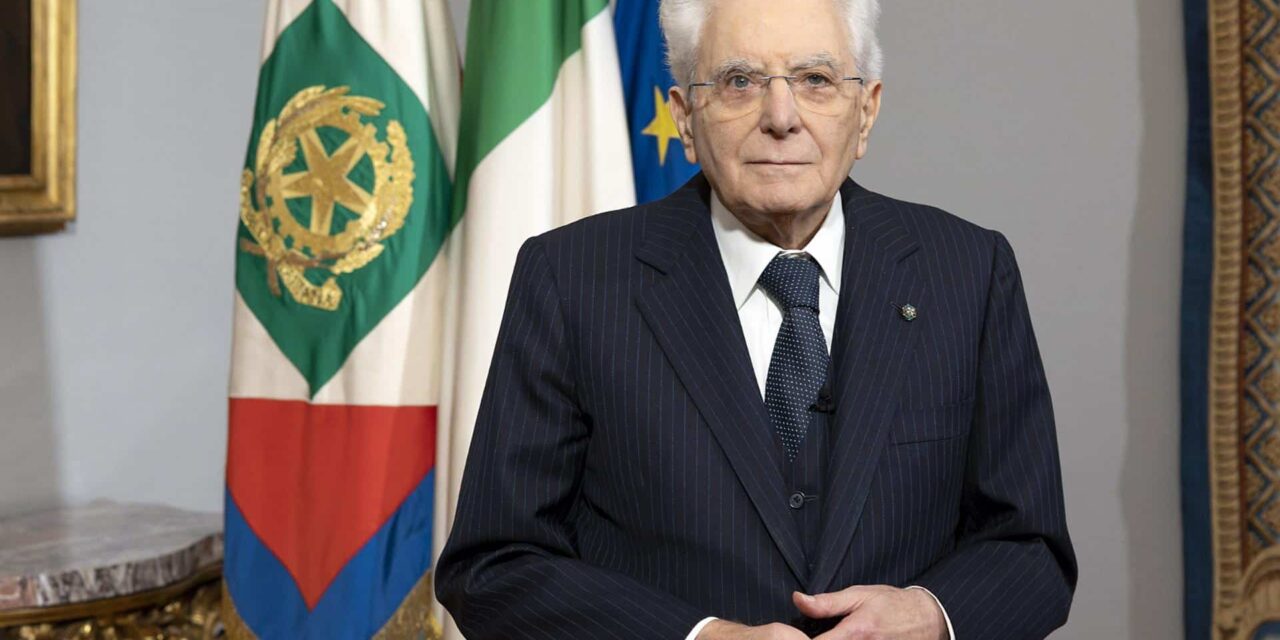 Mattarella per gli 80 anni della Repubblica: “La pace è irrinunciabile, ai giovani il futuro”
