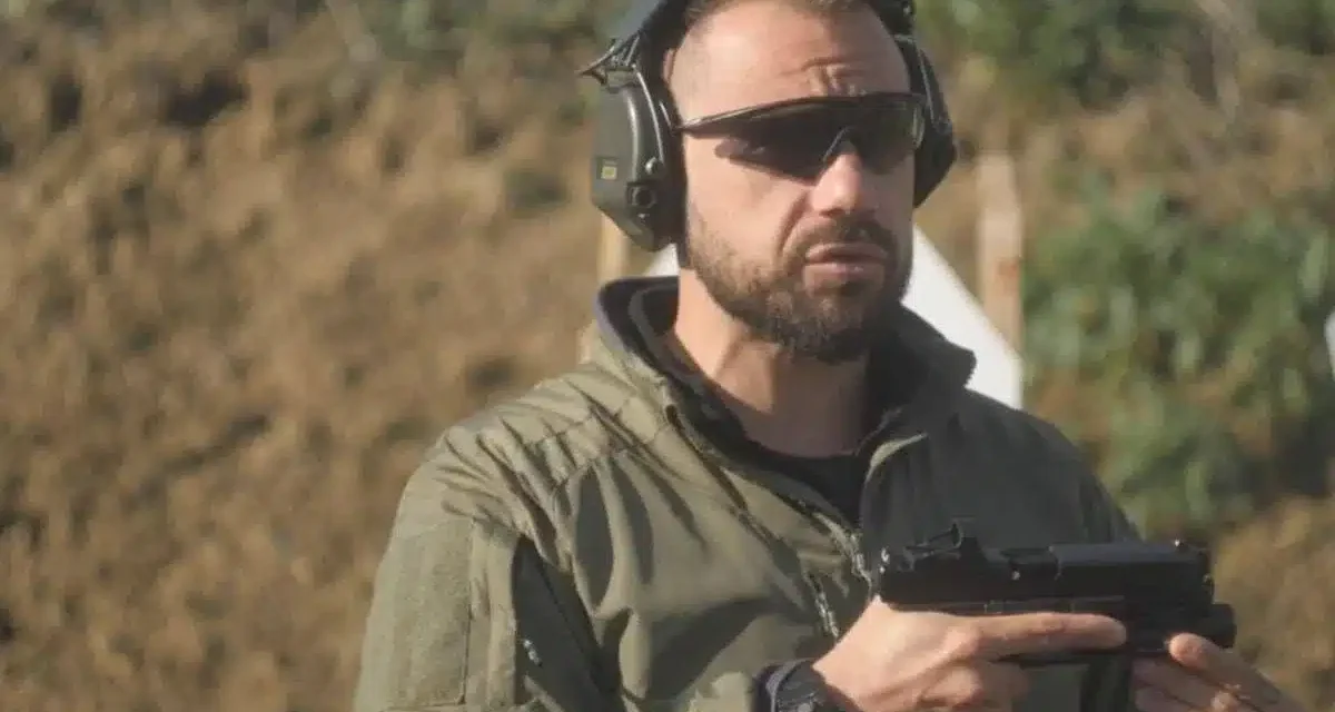 Guerra in Ucraina, morto il contractor italiano Alex Pineschi: combatteva con le forze di Kiev