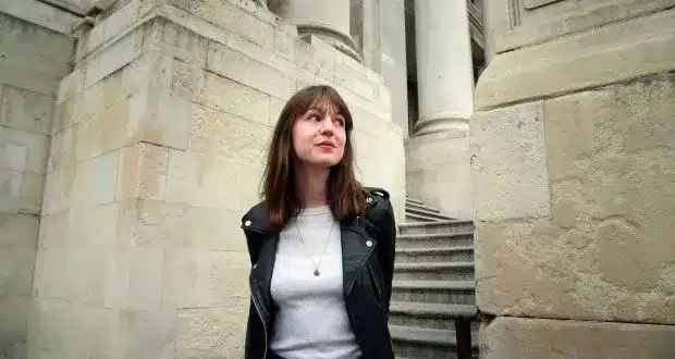 Sally Rooney pubblicherà “Intermezzo” in ebraico con un editore israeliano vicino alla causa palestinese